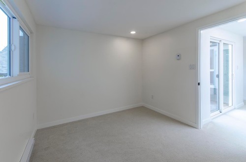 962 11Th Avenue E, Vancouver, BC 