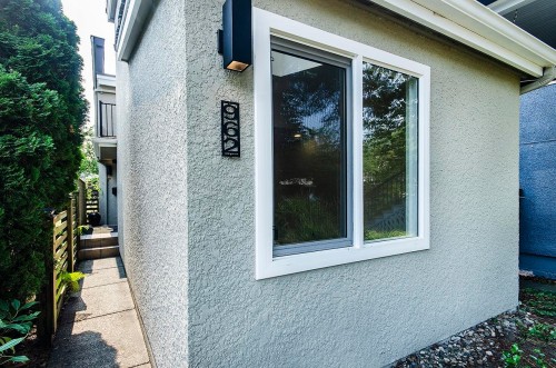 962 11Th Avenue E, Vancouver, BC 