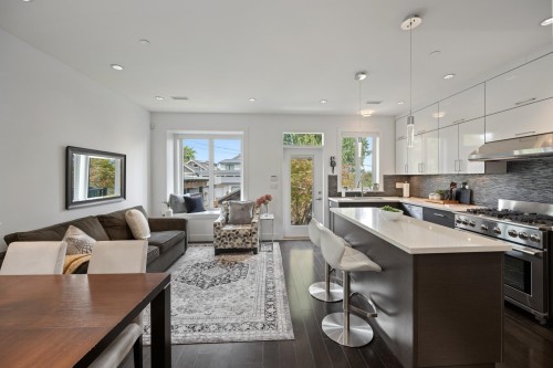 285 19Th Avenue E, Vancouver, BC - Indoor