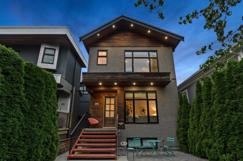 285 19Th Avenue E, Vancouver, BC - Outdoor