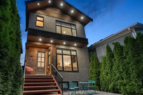 285 19Th Avenue E, Vancouver, BC - Outdoor