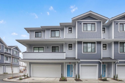12-789 Ota Avenue  New Westminster, BC V3M 0M7