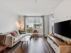 406-108 8th Street E North Vancouver, BC V7L 0H1