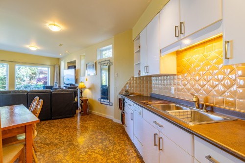 1602 Chart Drive, Pender Island, BC - Indoor Photo Showing Kitchen With Double Sink