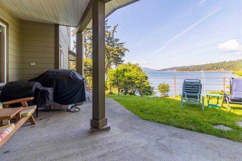 1602 Chart Drive, Pender Island, BC - Outdoor With Exterior