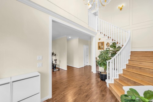 6231 Dunsmuir Crescent, Richmond, BC - Indoor Photo Showing Other Room
