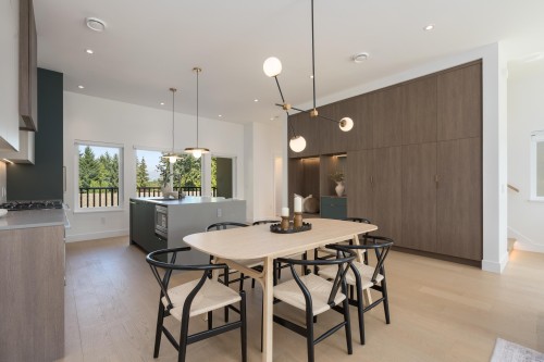 3-8483 16Th Avenue, Burnaby, BC - Indoor Photo Showing Other Room