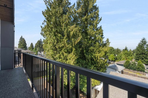 3-8483 16Th Avenue, Burnaby, BC - Outdoor