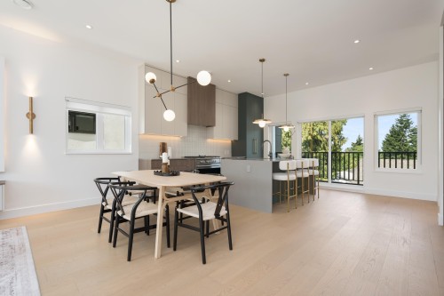 3-8483 16Th Avenue, Burnaby, BC - Indoor