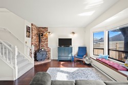 1554 65th Ave Avenue W Vancouver, BC V6P 2R1