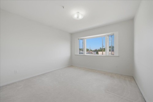 6212 Vivian Street, Vancouver, BC - Indoor Photo Showing Other Room