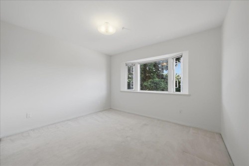 6212 Vivian Street, Vancouver, BC - Indoor Photo Showing Other Room