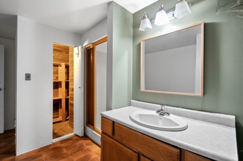 2138 Nelson Avenue, West Vancouver, BC - Indoor Photo Showing Bathroom