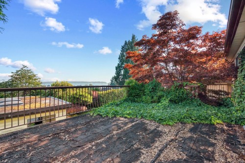 2138 Nelson Avenue, West Vancouver, BC - Outdoor