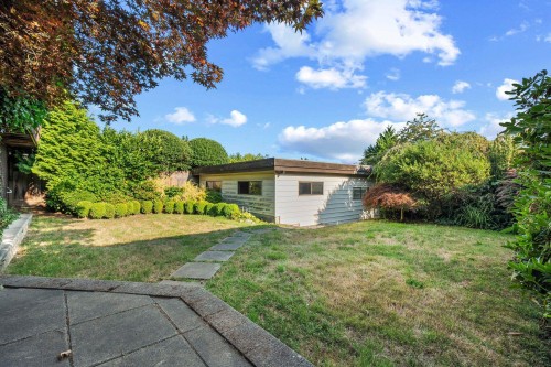 2138 Nelson Avenue, West Vancouver, BC - Outdoor