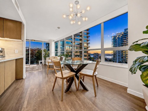 704-125 14th Street E North Vancouver, BC V7L 0E6