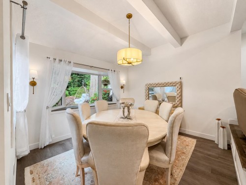 1741 Rufus Drive, North Vancouver, BC - Indoor Photo Showing Dining Room