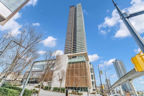 1704-4650 Brentwood Boulevard  Burnaby, BC V5C 0M3