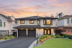 4268 Graveley Street Burnaby, BC V5C 3T8