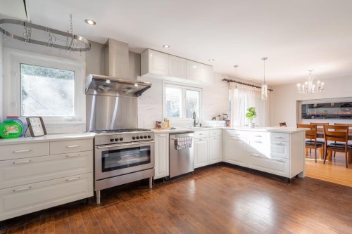 5951 Dunbar Street, Vancouver, BC - Indoor Photo Showing Kitchen