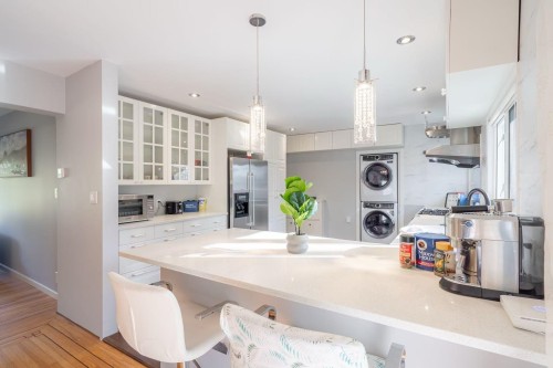5951 Dunbar Street, Vancouver, BC - Indoor Photo Showing Kitchen