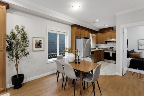 2139 Triumph Street, Vancouver, BC - Indoor