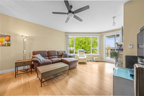 204-1150 Quayside Drive  New Westminster, BC V3M 6E1