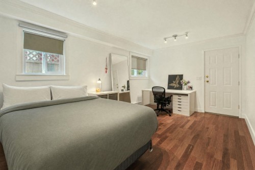 2183 Napier Street, Vancouver, BC - Indoor Photo Showing Bedroom
