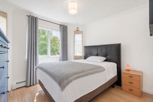 2183 Napier Street, Vancouver, BC - Indoor Photo Showing Bedroom