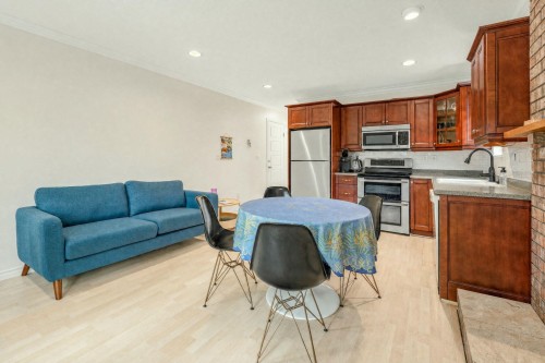 2183 Napier Street, Vancouver, BC - Indoor Photo Showing Kitchen