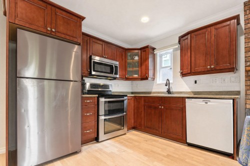 2183 Napier Street, Vancouver, BC - Indoor Photo Showing Kitchen