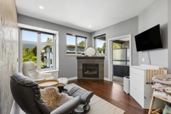 303-116 23rd Street W North Vancouver, BC V7M 2A9