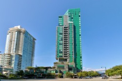 1701-277 Thurlow Street  Vancouver, BC V6C 0C1