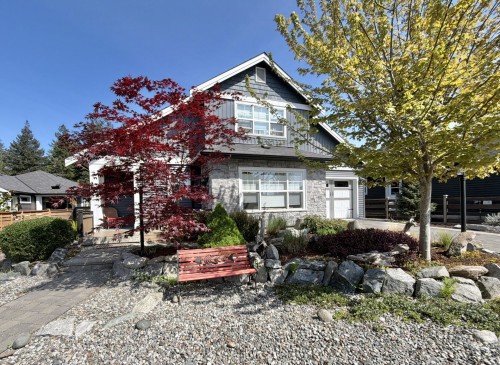 766 Cooper Lane  Gibsons, BC V0N 1V7