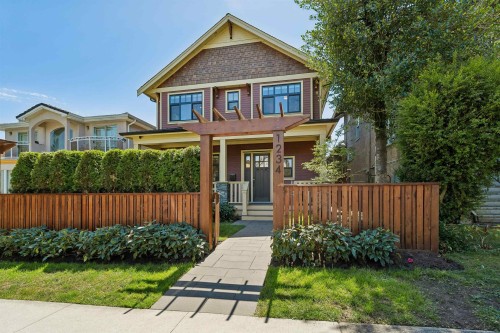 1234 19Th Avenue E, Vancouver, BC - Outdoor With Deck Patio Veranda