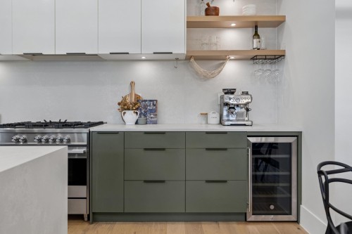1234 19Th Avenue E, Vancouver, BC - Indoor