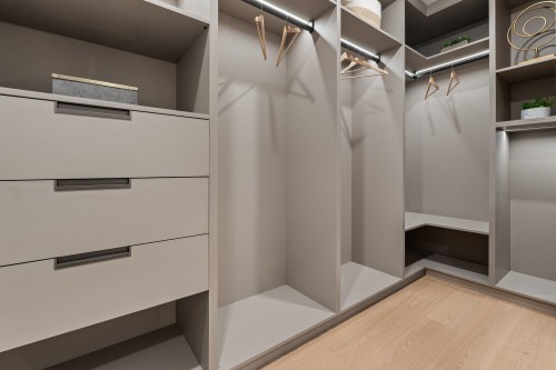 4-1491 Devonshire Crescent, Vancouver, BC - Indoor With Storage