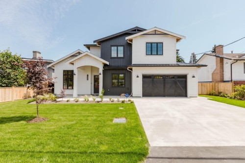 1088 50b Street  Delta, BC V4M 2W1