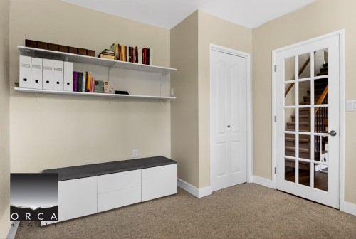 981 Kinsac Street, Coquitlam, BC - Indoor