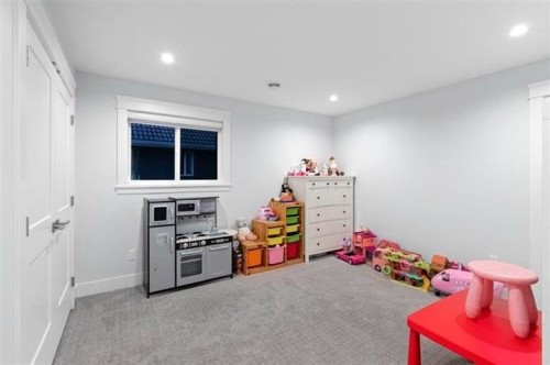 338 Mundy Street, Coquitlam, BC - Indoor