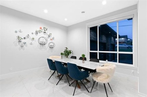 338 Mundy Street, Coquitlam, BC - Indoor Photo Showing Dining Room