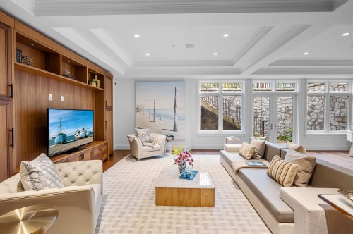 1263 Balfour Avenue, Vancouver, BC - Indoor Photo Showing Living Room