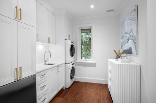 1263 Balfour Avenue, Vancouver, BC - Indoor Photo Showing Kitchen