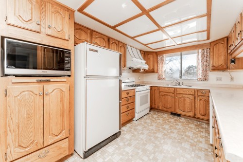 11871 No. 3 Road, Richmond, BC - Indoor Photo Showing Kitchen With Double Sink