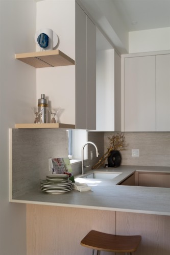 02-6507 Cypress Street, Vancouver, BC - Indoor Photo Showing Kitchen