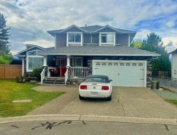 23017 122a Avenue Maple Ridge, BC V2X 0X3