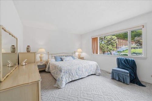 982 Braeside Street, West Vancouver, BC - Indoor Photo Showing Bedroom