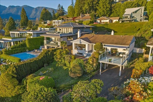 982 Braeside Street, West Vancouver, BC - Outdoor