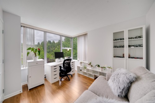 501-295 Guildford Way, Port Moody, BC - Indoor