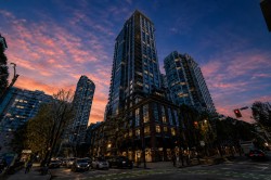 2101-565 Smithe Street  Vancouver, BC V6B 0E4